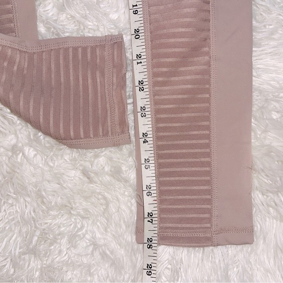 SOLD F21 Mauve Active High Rise Moto Leggings - Picture 10 of 10
